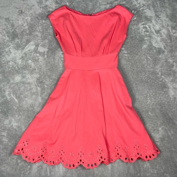 Kate Spade Dress Sz XXS Ponte Bateau Neckline Eyelet Feminine Fit and Flare Mini - Picture 2 of 12